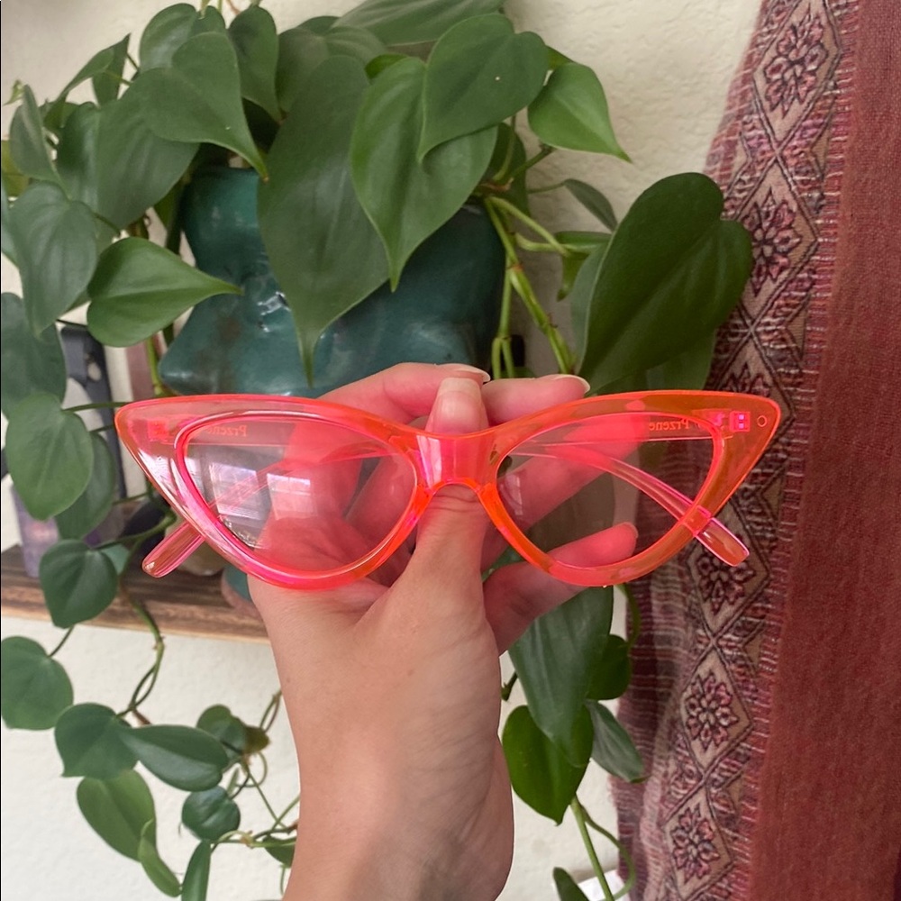Vibrant Pink Cat-Eye Sunglasses